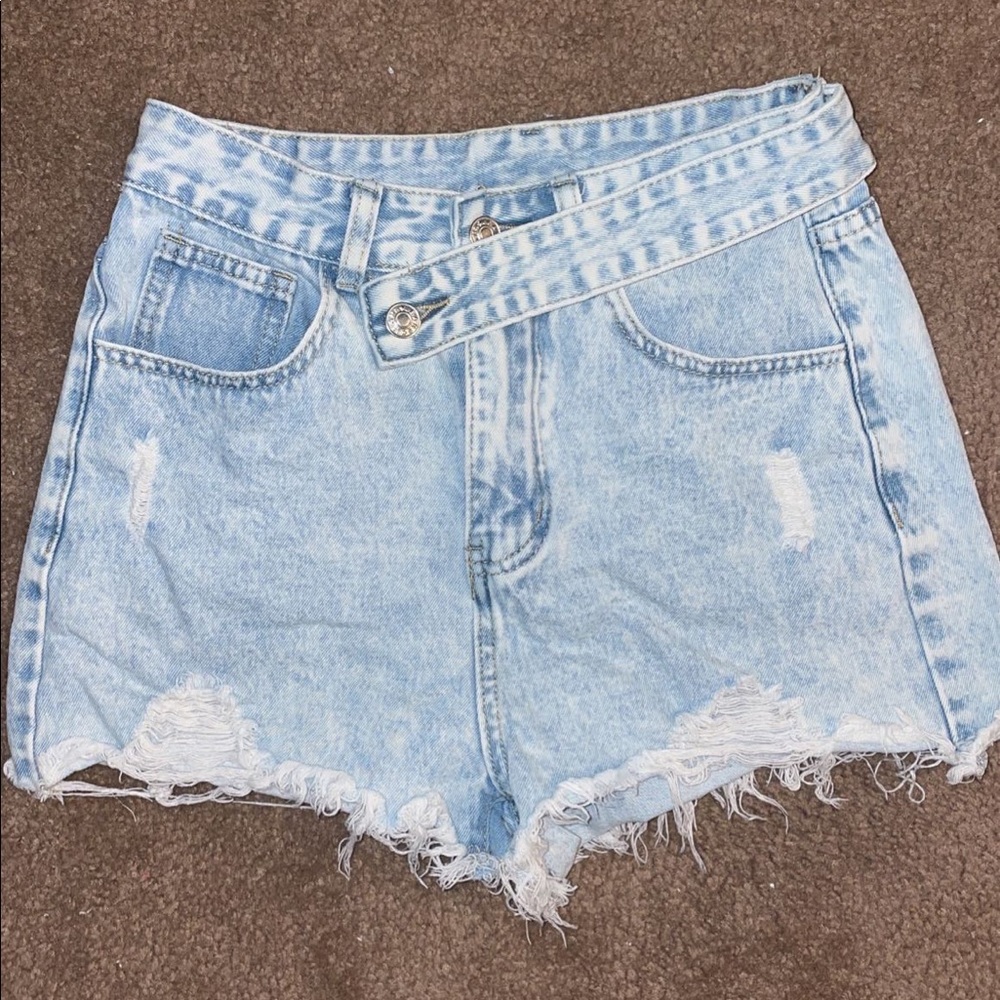 Woman’s Shorts